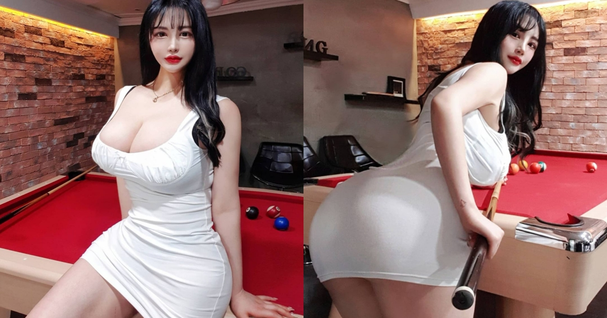 巨乳丰臀正妹「弯腰打撞球」，贴身爆乳洋装快走光，对手根本无法专心啊！