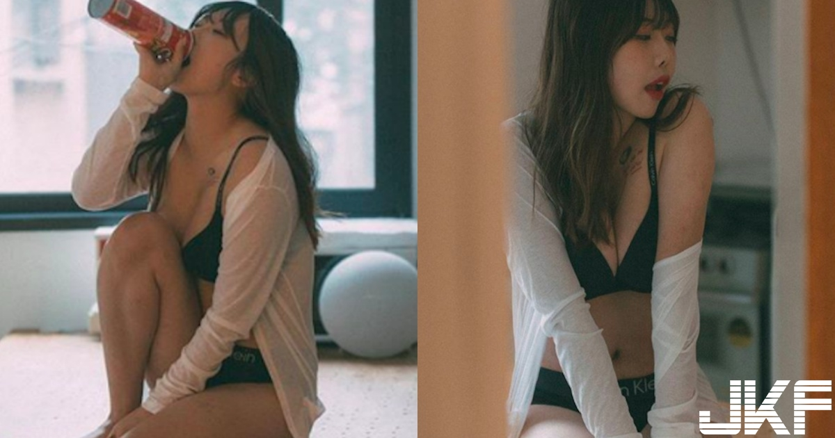 把自己灌醉！「丰满正妹」周末没人陪，寂寞难耐只好内衣裤上阵自己解渴！-小湿妹图